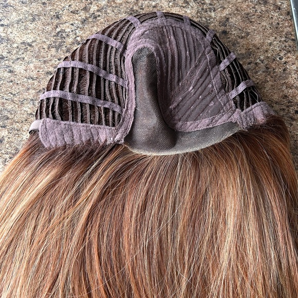 BELLE TRESS KUSHIKAMANA WIG In Sumptuous Strawberry 23” - Picture 10 of 10